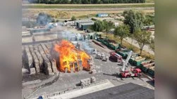 Brand bij Van Gelder Papier Groep in Zutphen. Foto: Persbureau Heitink
