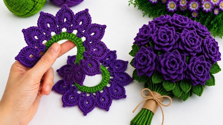 Zo haak je een elegante rozenbouquet met bladeren en bloemenrand