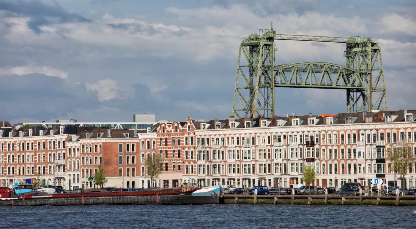 De grote woon-mythe doorgeprikt: Nederlanders wonen helemaal niet te ruim