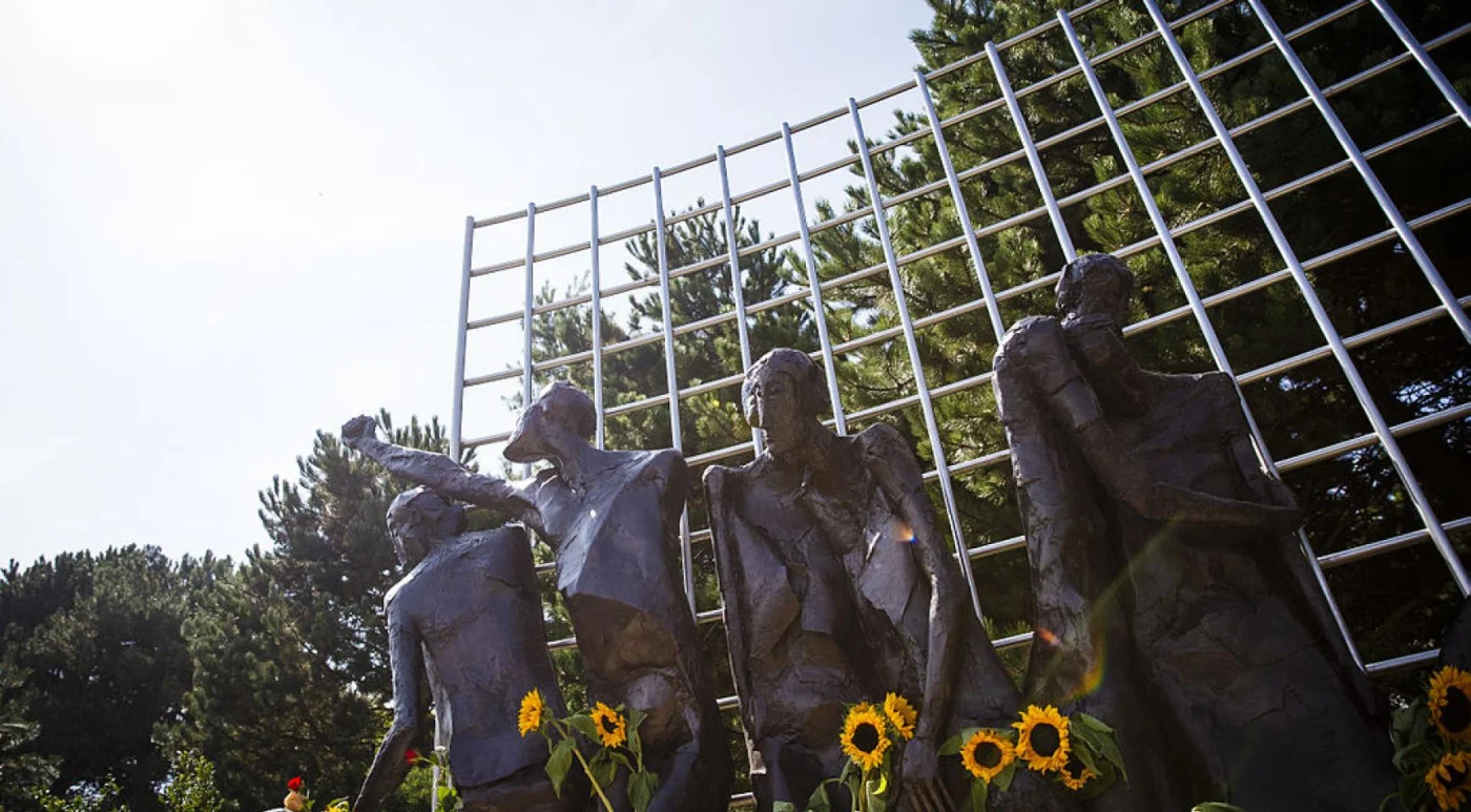 Herdenking 15 augustus: De zoektocht naar verzoening 81 jaar na de capitulatie