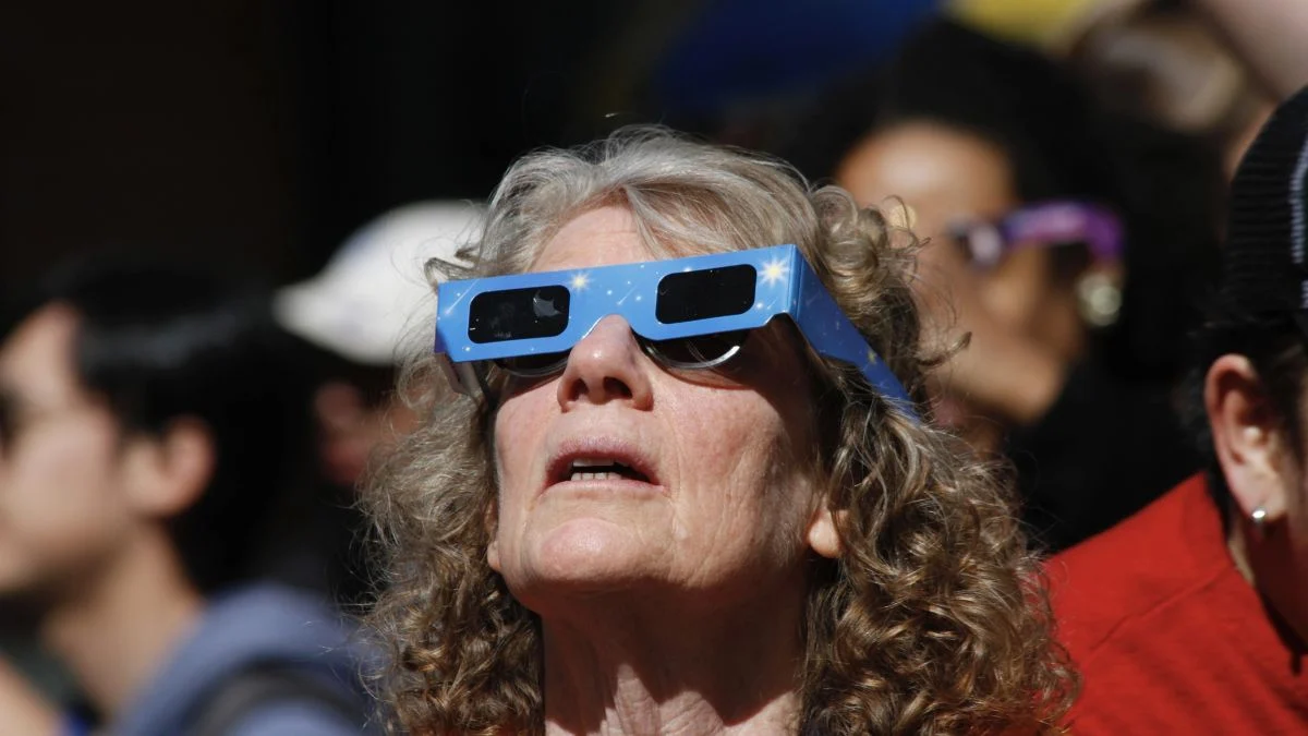 Zonsverduistering in Nederland: Tussen massahysterie en nuchtere teleurstelling